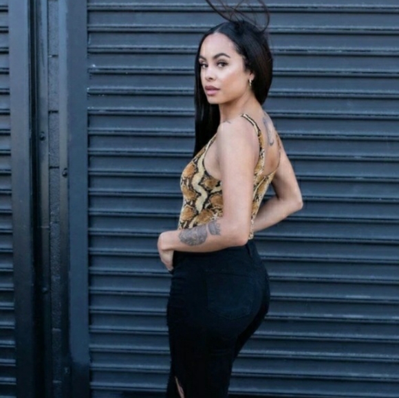 Snakeskin Mesh Bodysuit| Various | Black - Picture 2 of 4